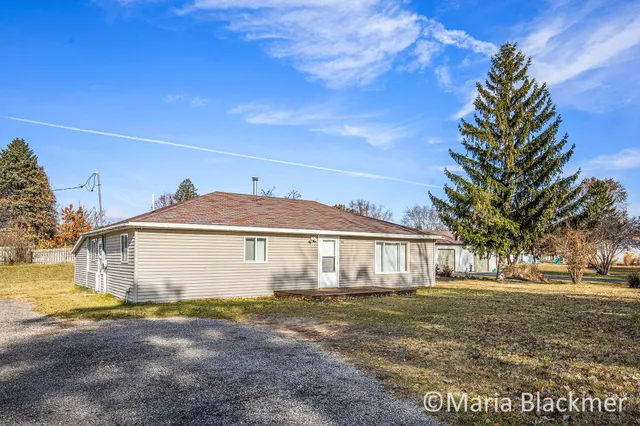 $179,900 | 240 West Tuttle Road, Ionia, MI 48846