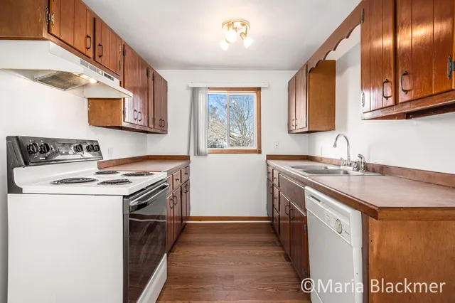 $179,900 | 240 West Tuttle Road, Ionia, MI 48846