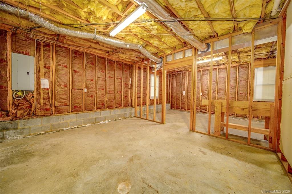 953 Foxborough Road Charlotte, NC 28213 - Photo 25 of 32