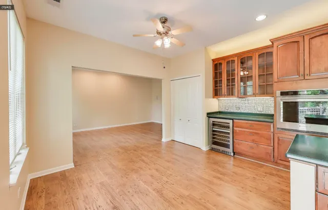 $4,800 | 11 Beaconsfield Court, Lincolnshire, IL 60069