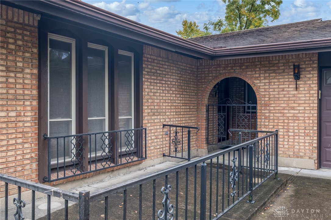 5650 Powell Road Dayton, OH 45424 - Photo 2 of 27 Gallery Image 2