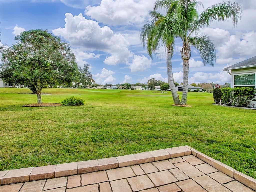 634 Timbercrest Drive Leesburg, FL 34748 - Photo 2 of 38 a view of a garden with an ocean