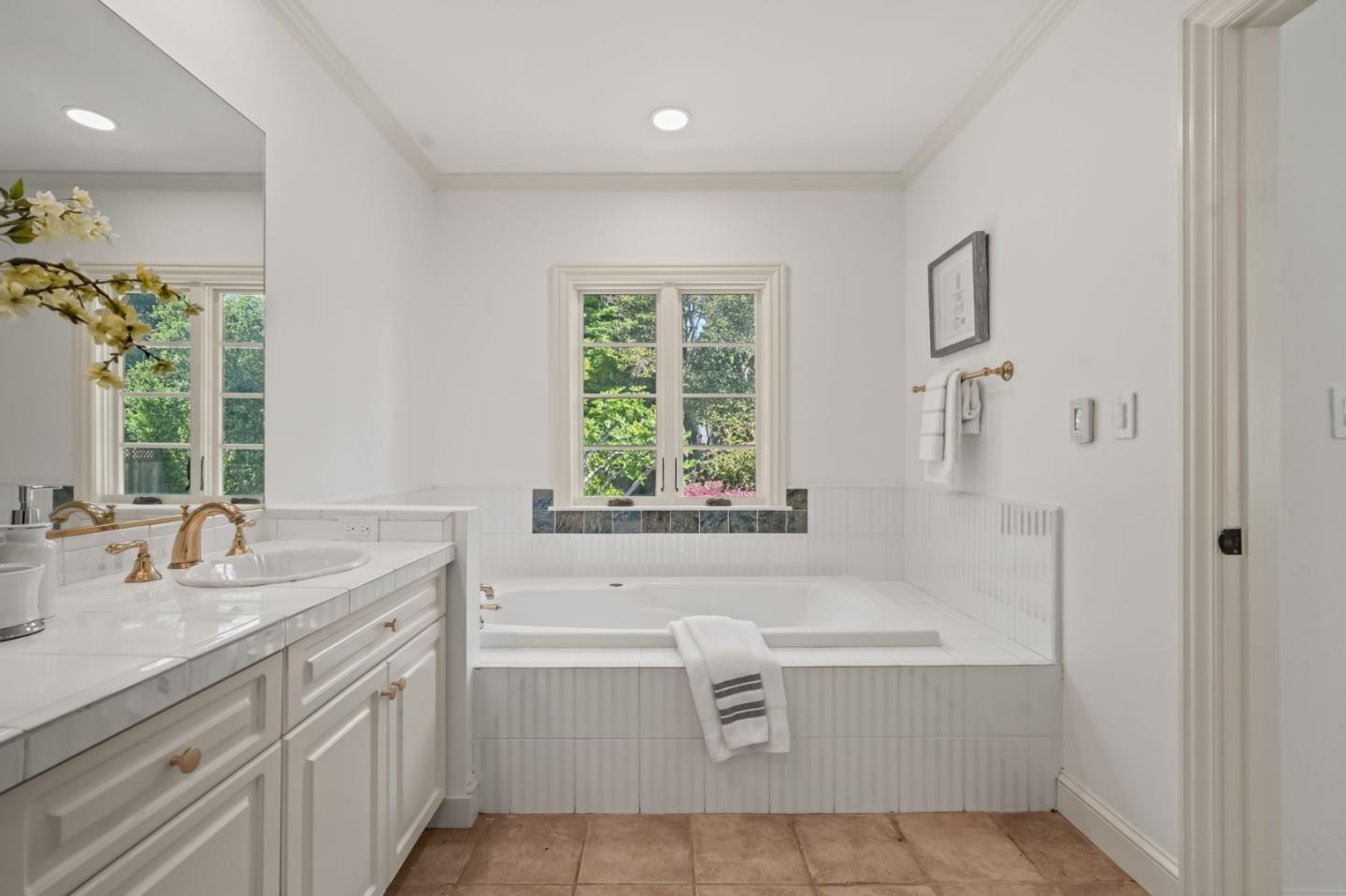 216 Bloomfield Road Burlingame, CA 94010 - Photo 22 of 44