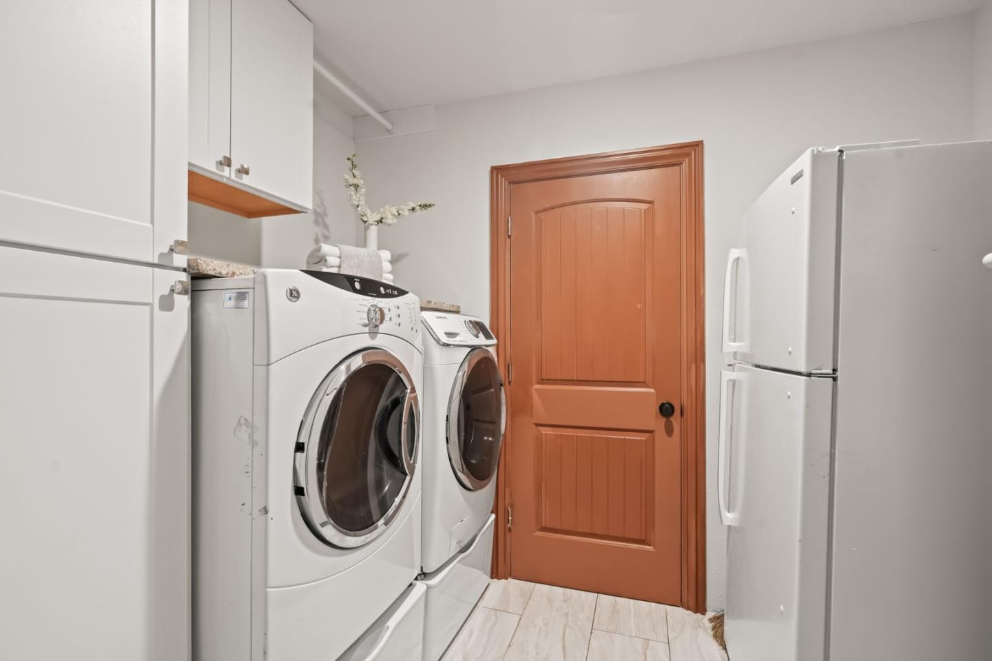 216 Bloomfield Road Burlingame, CA 94010 - Photo 35 of 44