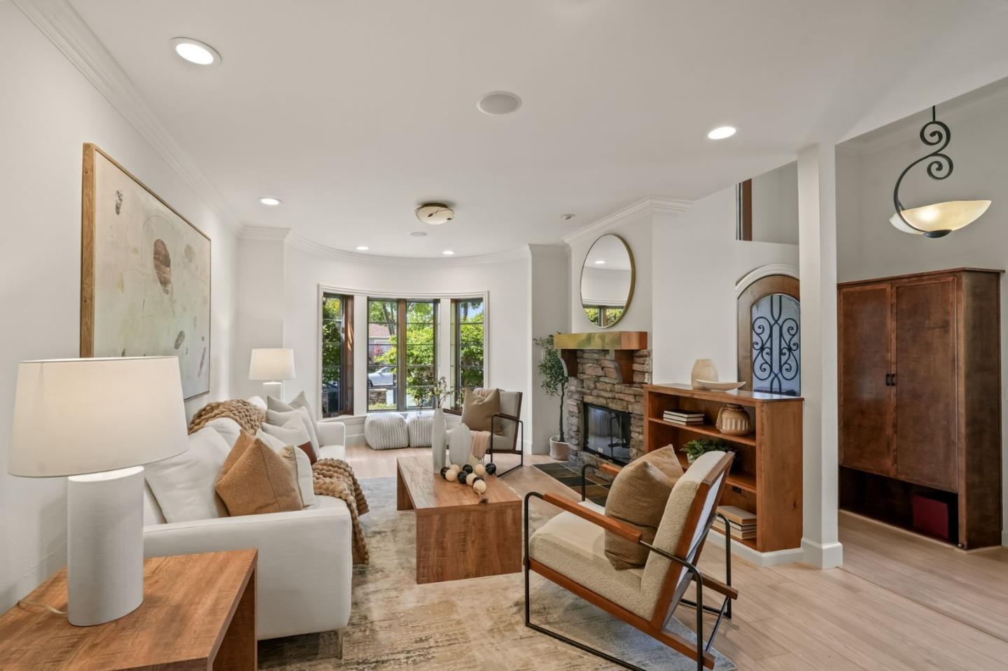 216 Bloomfield Road Burlingame, CA 94010 - Photo 4 of 44