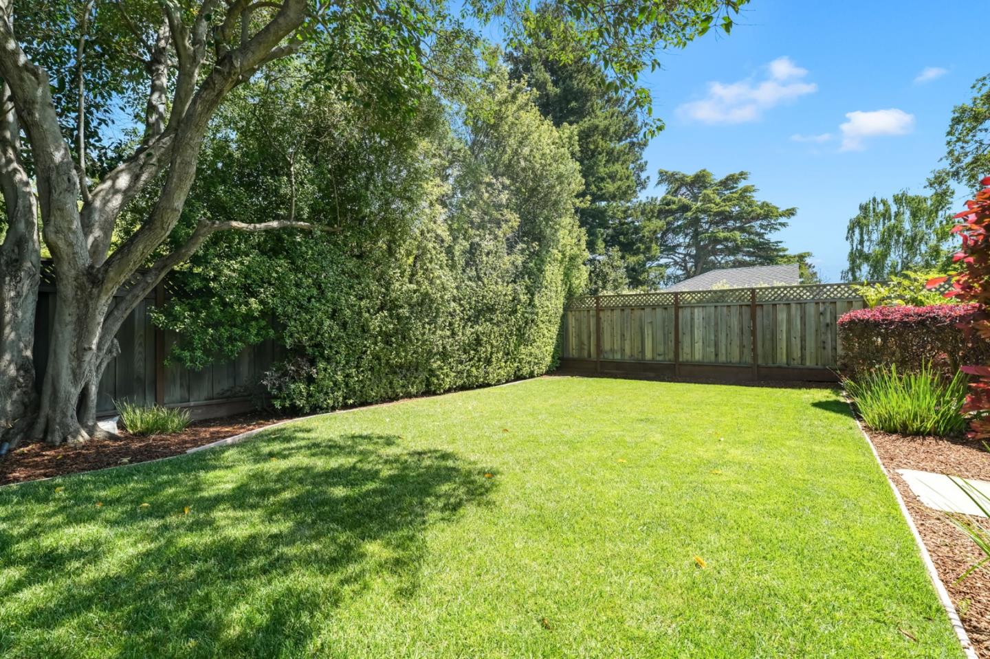 216 Bloomfield Road Burlingame, CA 94010 - Photo 41 of 44