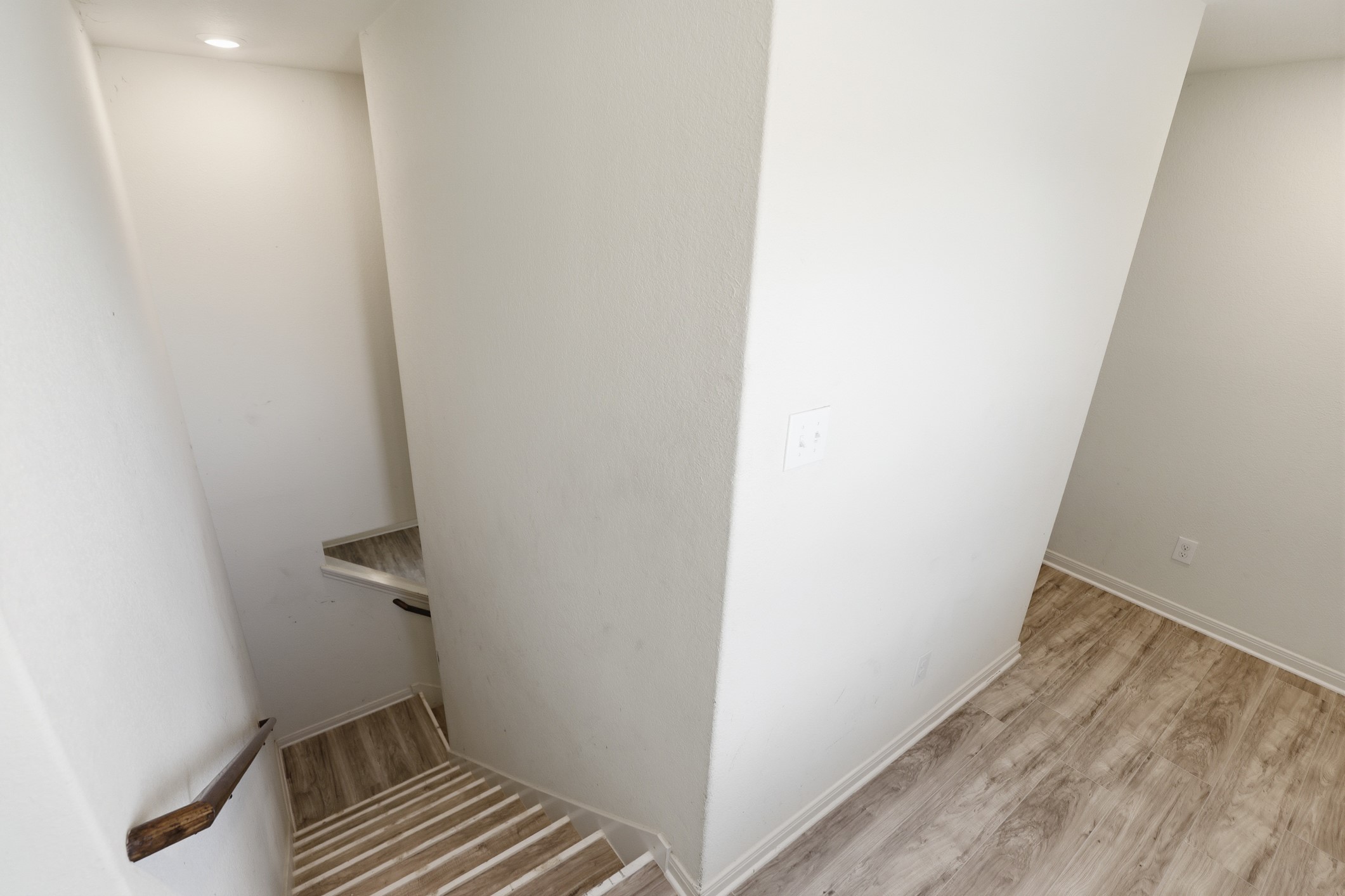 300 Hyacinth Way Jarrell, TX 76537 - Photo 15 of 30 a view of small space