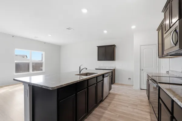 $280,000 | 300 Hyacinth Way, Jarrell, TX 76537