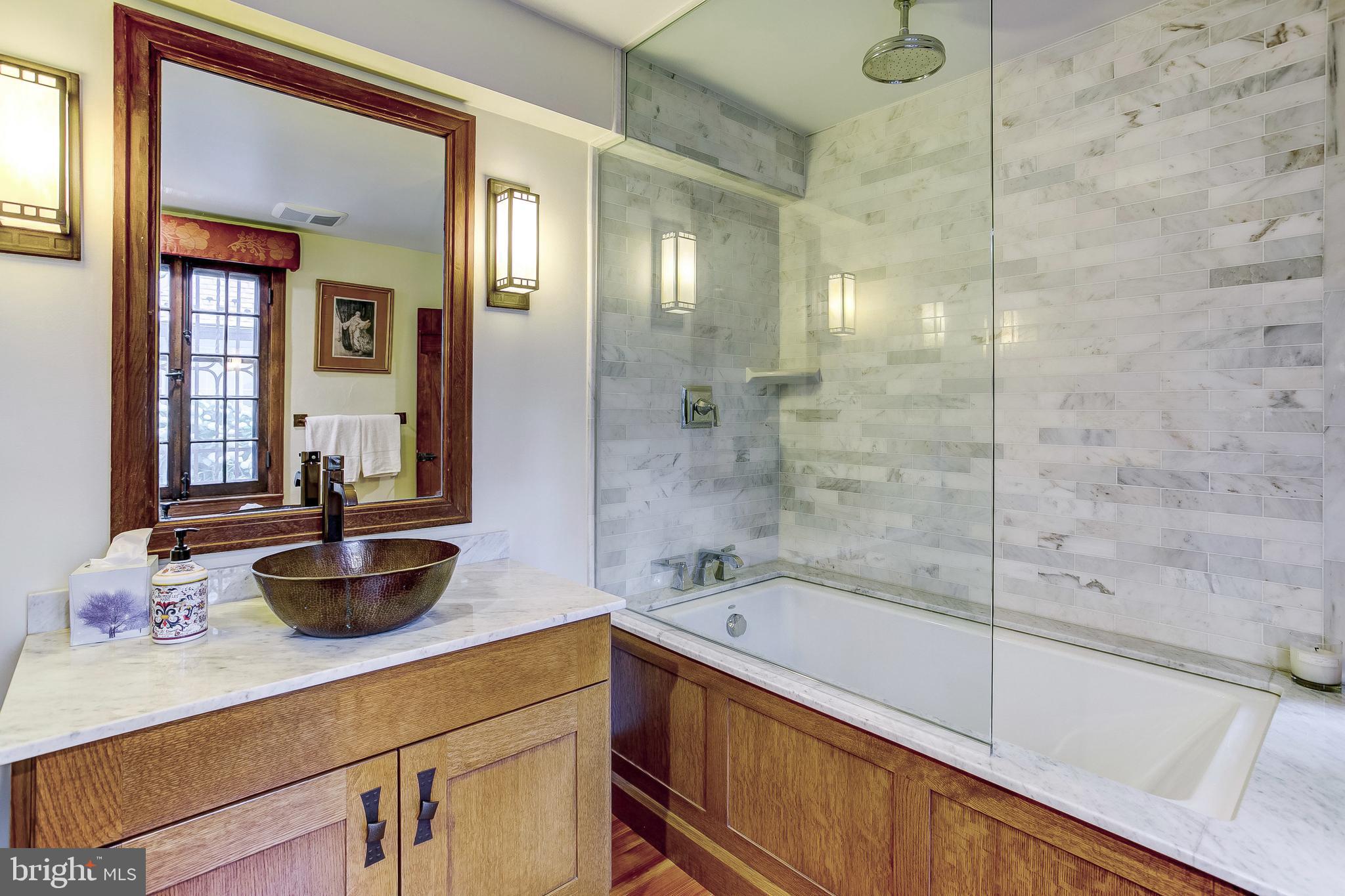 223 Chancery Road Baltimore, MD 21218 - Photo 22 of 47 1st Floor Bath