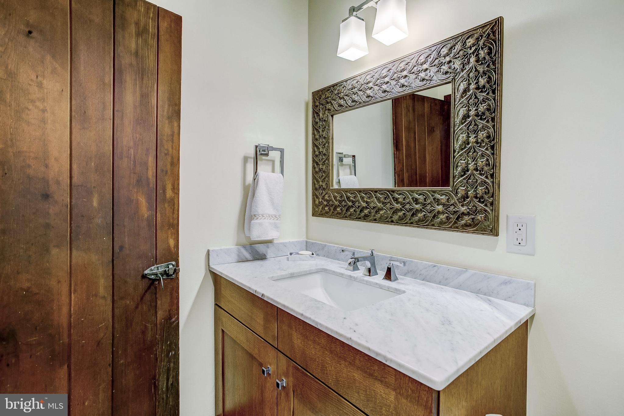 223 Chancery Road Baltimore, MD 21218 - Photo 34 of 47 Bath