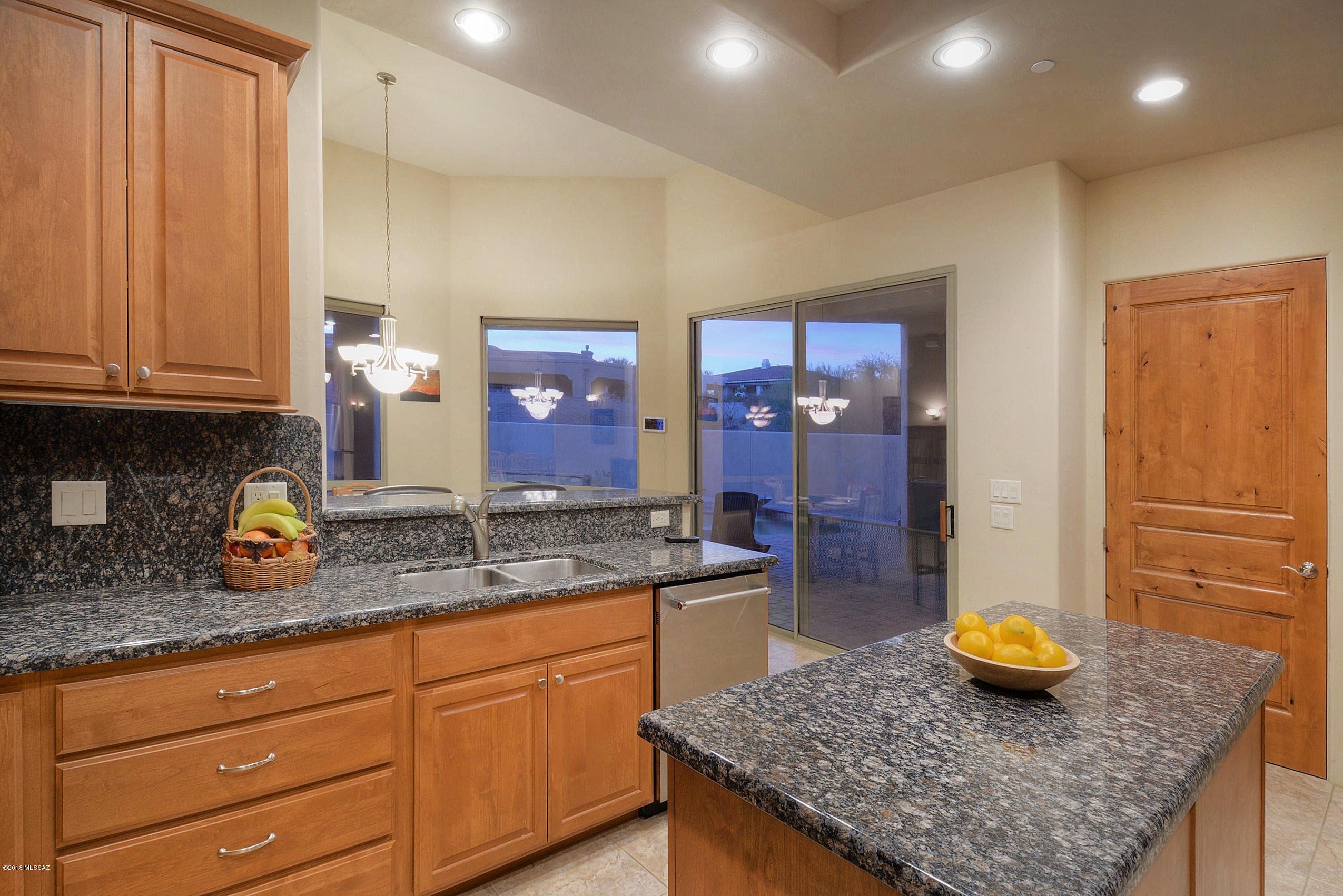 736 West Sedona Ridge Place Oro Valley, AZ 85755 - Photo 23 of 30