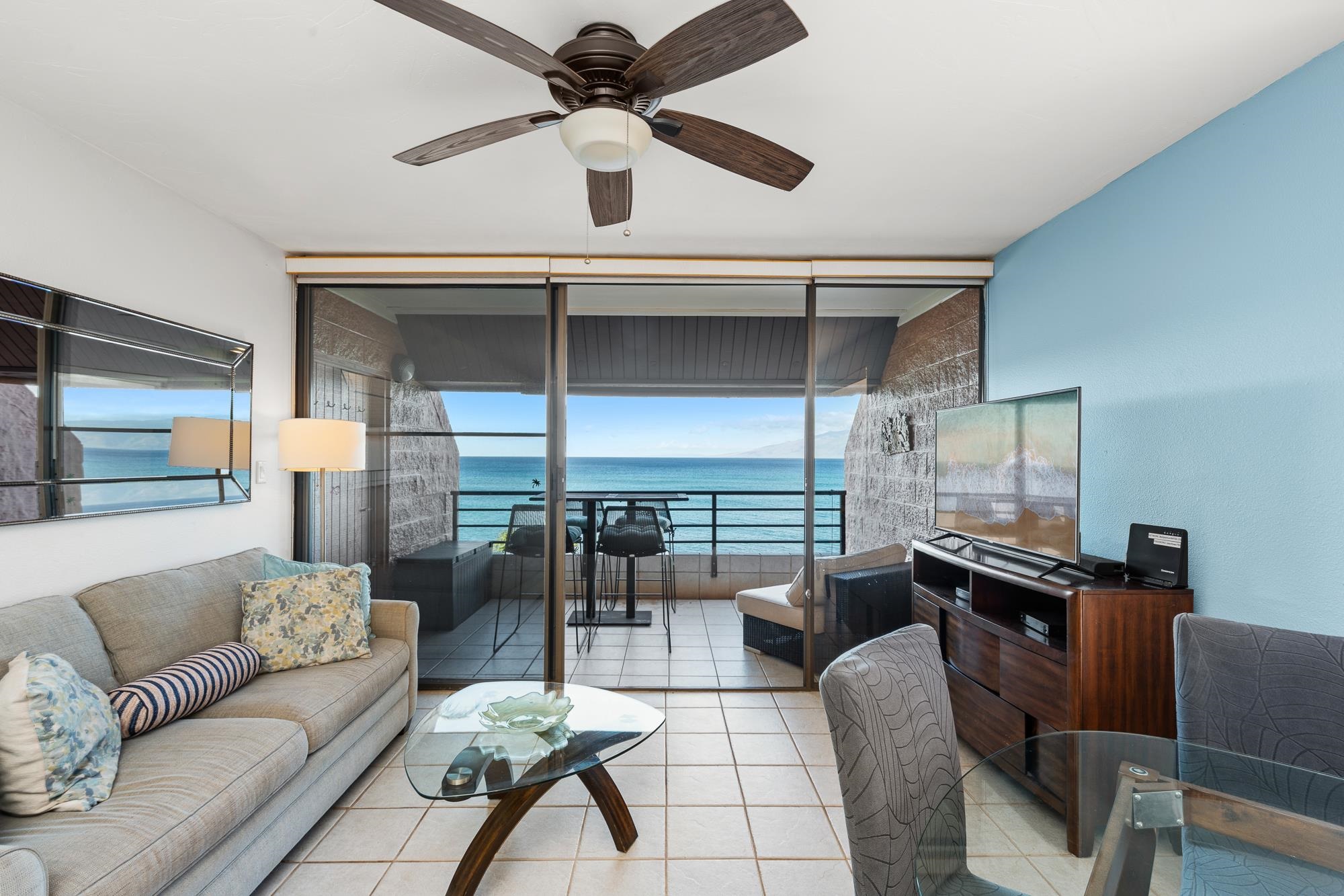 3959 Lower Honoapiilani Road, Unit 417 Lahaina, HI 96761 - Photo 3 of 37 Gallery Image 3