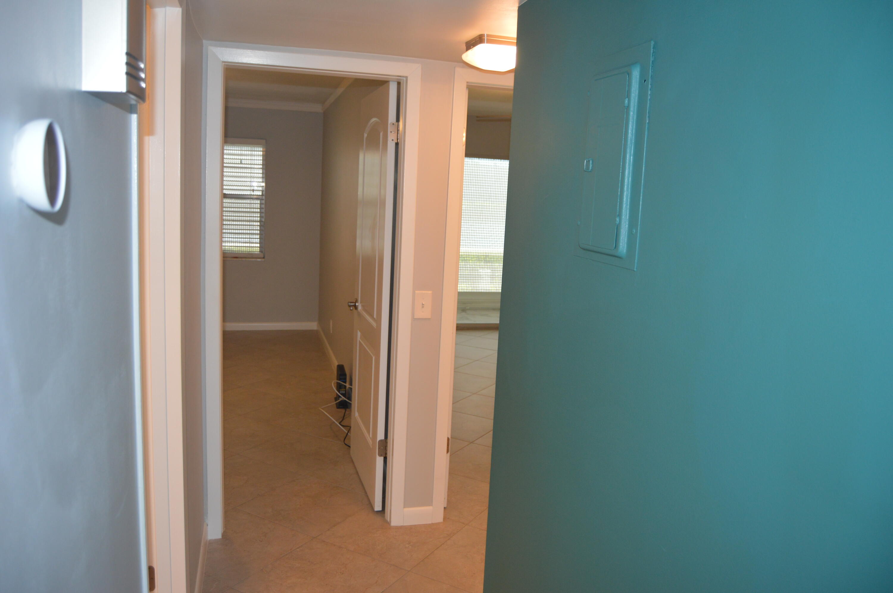 1027 Exeter, Unit 1027 Boca Raton, FL 33434 - Photo 16 of 37 DSC_0022