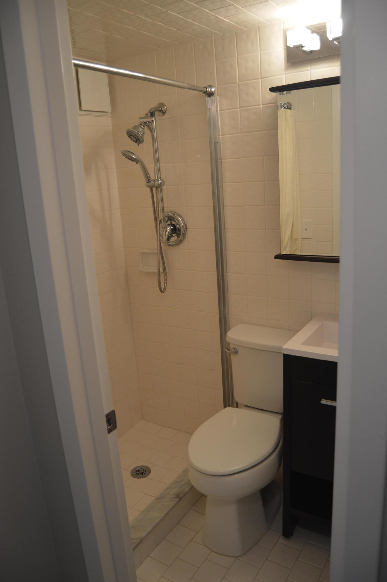 1027 Exeter, Unit 1027 Boca Raton, FL 33434 - Photo 23 of 37 DSC_0026