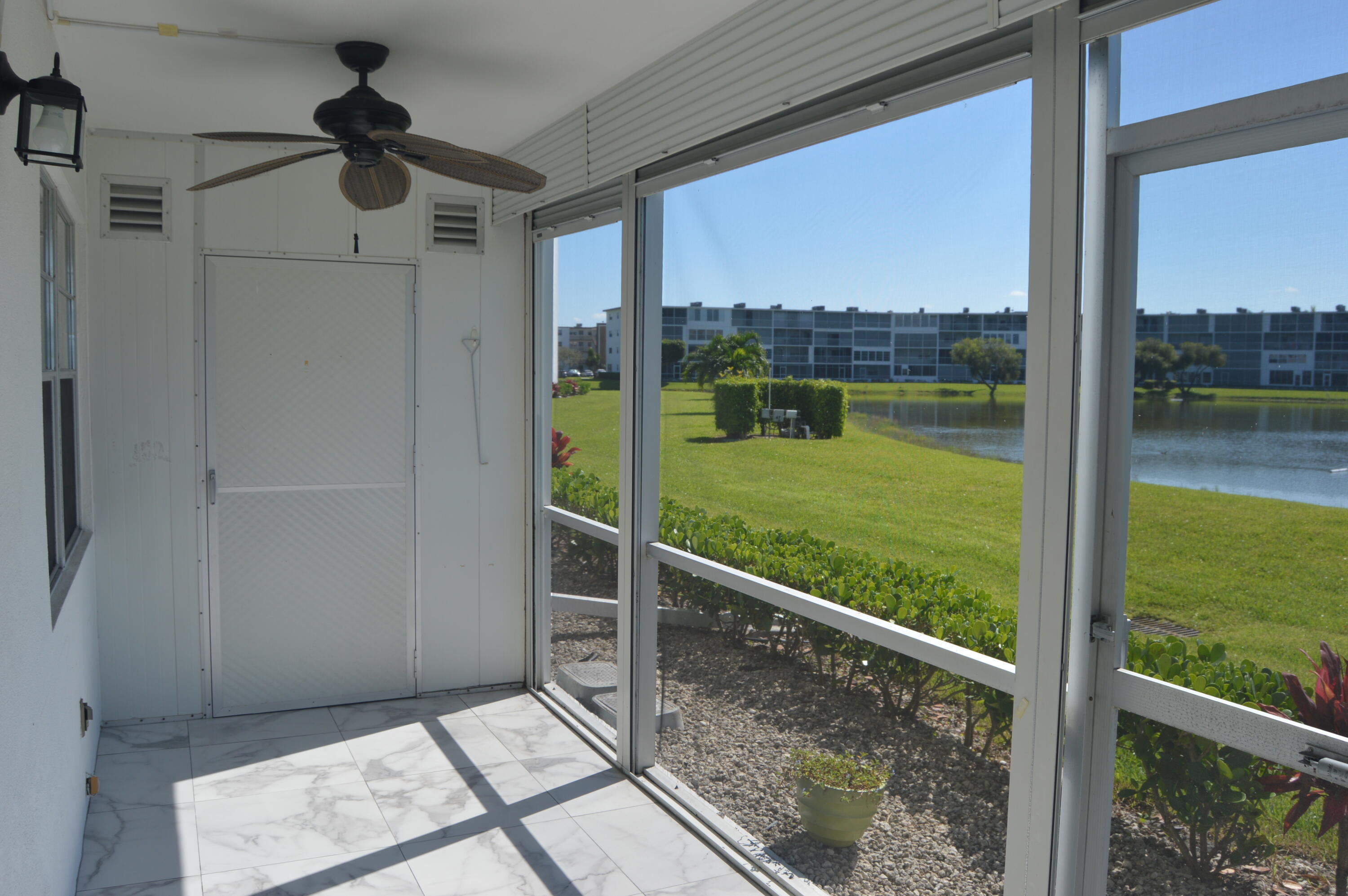 1027 Exeter, Unit 1027 Boca Raton, FL 33434 - Photo 27 of 37 DSC_0034