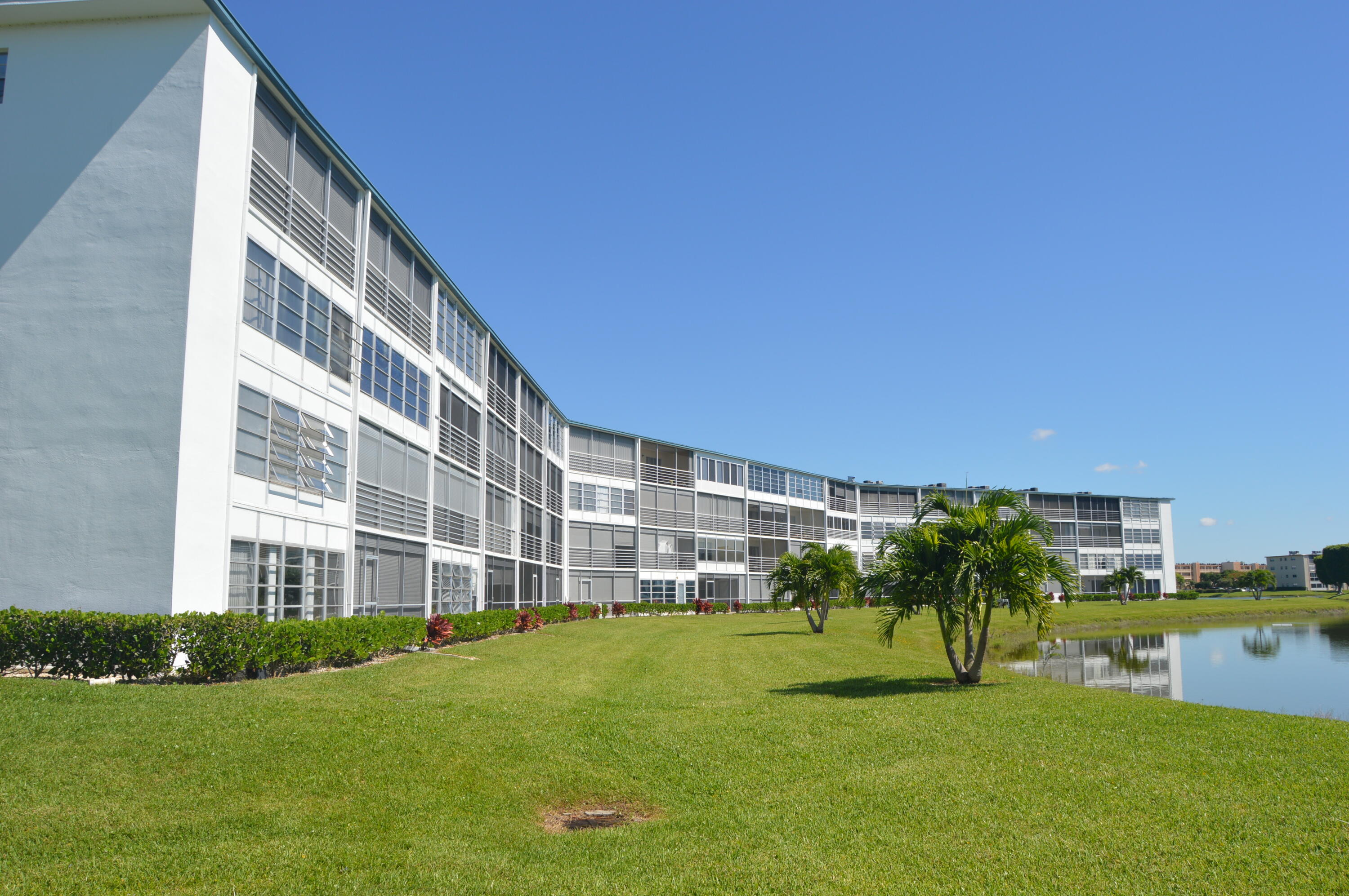 1027 Exeter, Unit 1027 Boca Raton, FL 33434 - Photo 30 of 37 DSC_0043