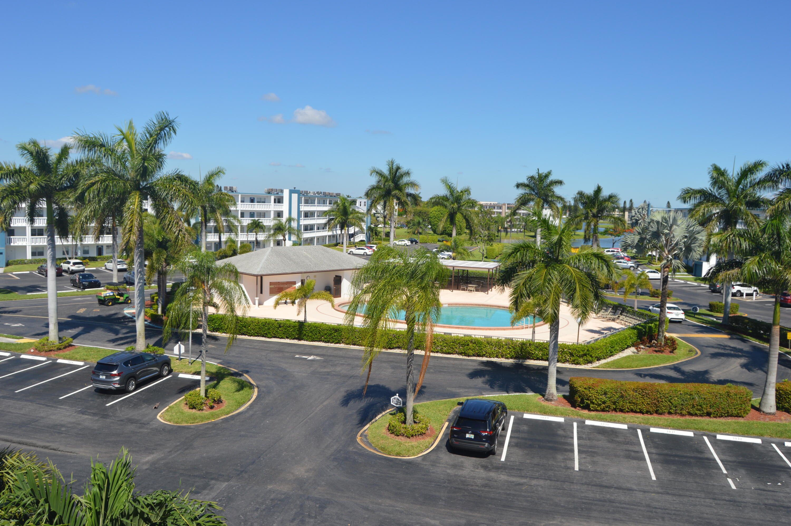 1027 Exeter, Unit 1027 Boca Raton, FL 33434 - Photo 35 of 37 DSC_0051