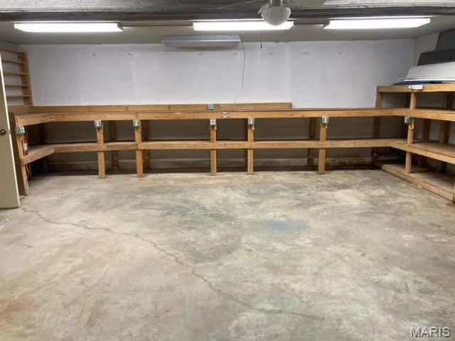 $287,300 | 1120 Lakewood Drive, Jackson, MO 63755