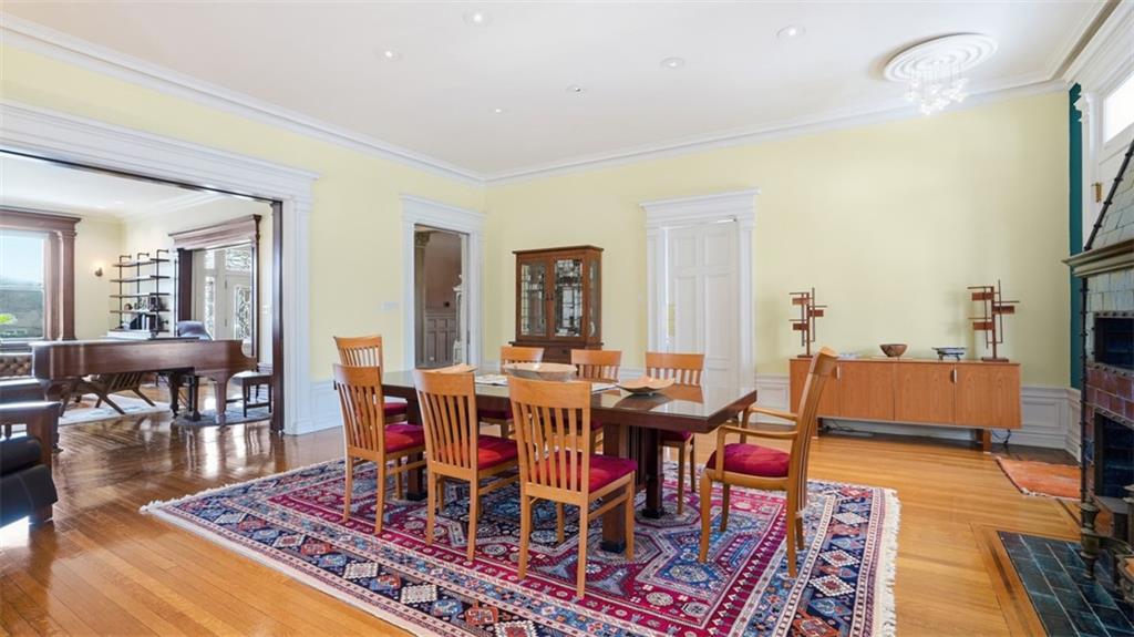 5435 Dunmoyle Street Pittsburgh, PA 15232 - Photo 15 of 50 DINING ROOM