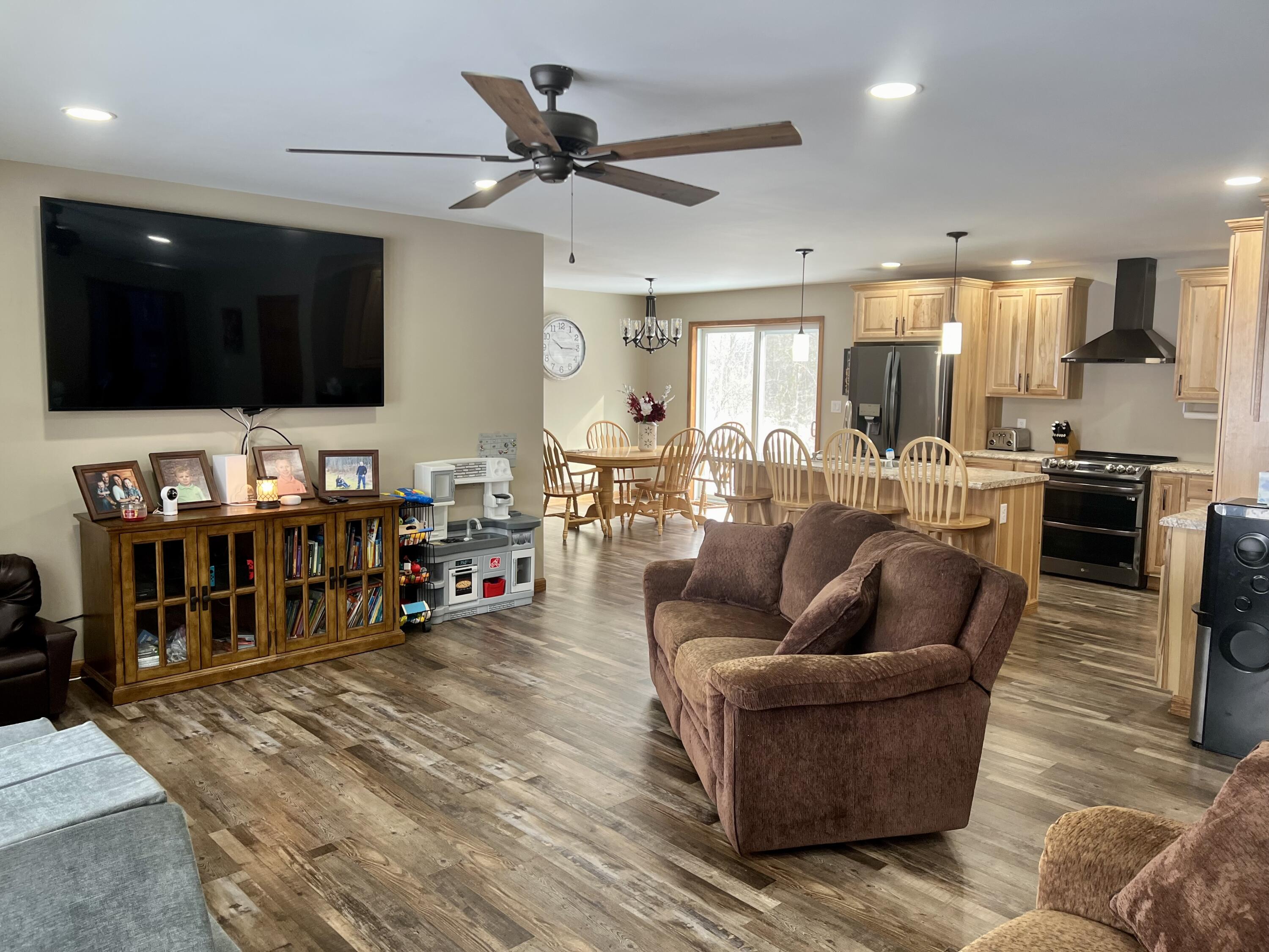 662 Durand Road Plattsburgh, NY 12901 - Photo 11 of 39 Gallery Image 11