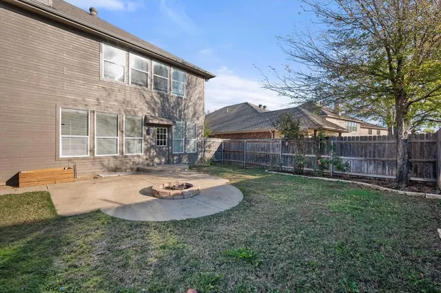 $349,900 | 12013 Rowsley Lane, Burleson, TX 76028