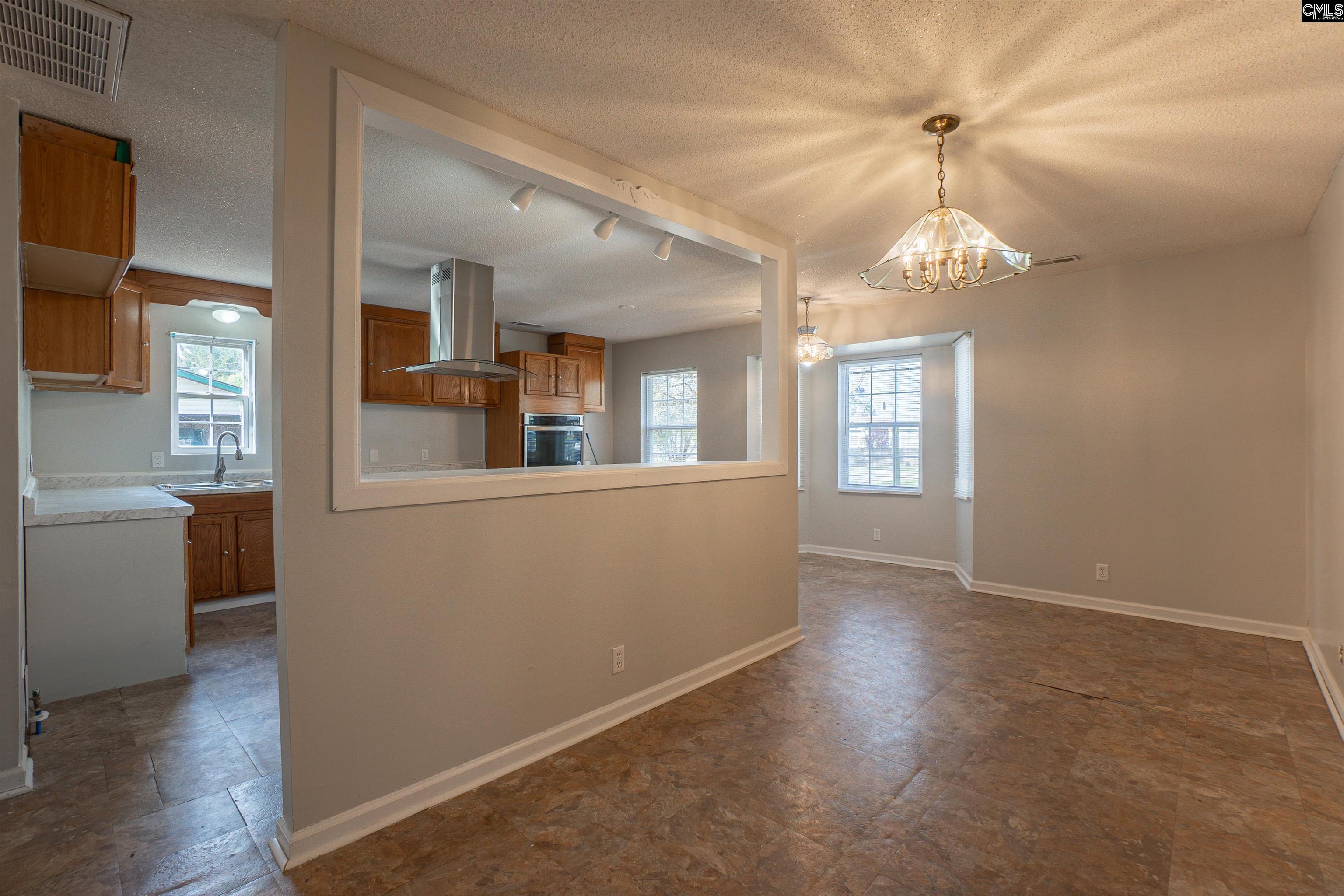 1156 Middle Road Pinewood, SC 29125 - Photo 6 of 23