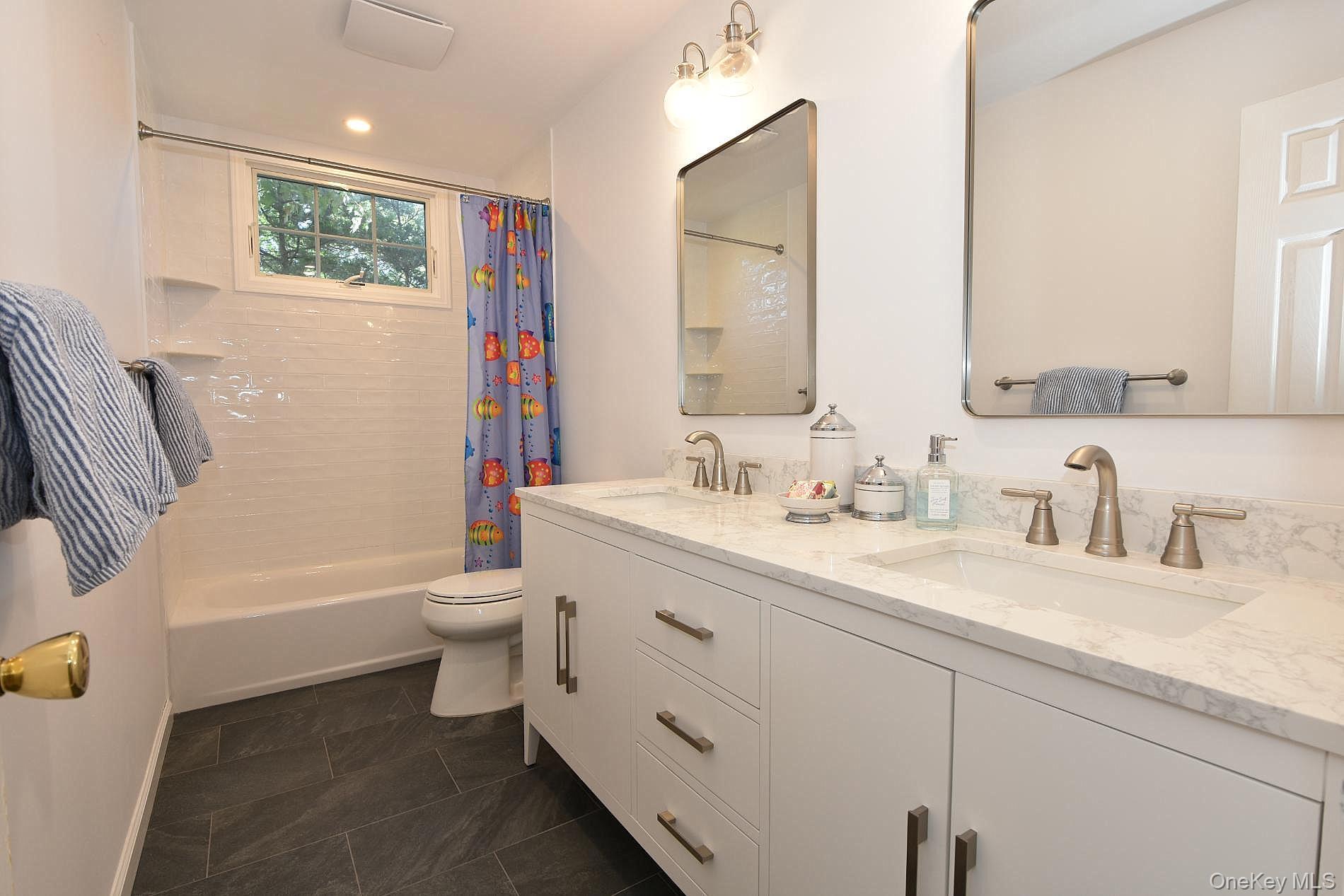 11 Urbans Road Sound Beach, NY 11789 - Photo 16 of 37 Gallery Image 16