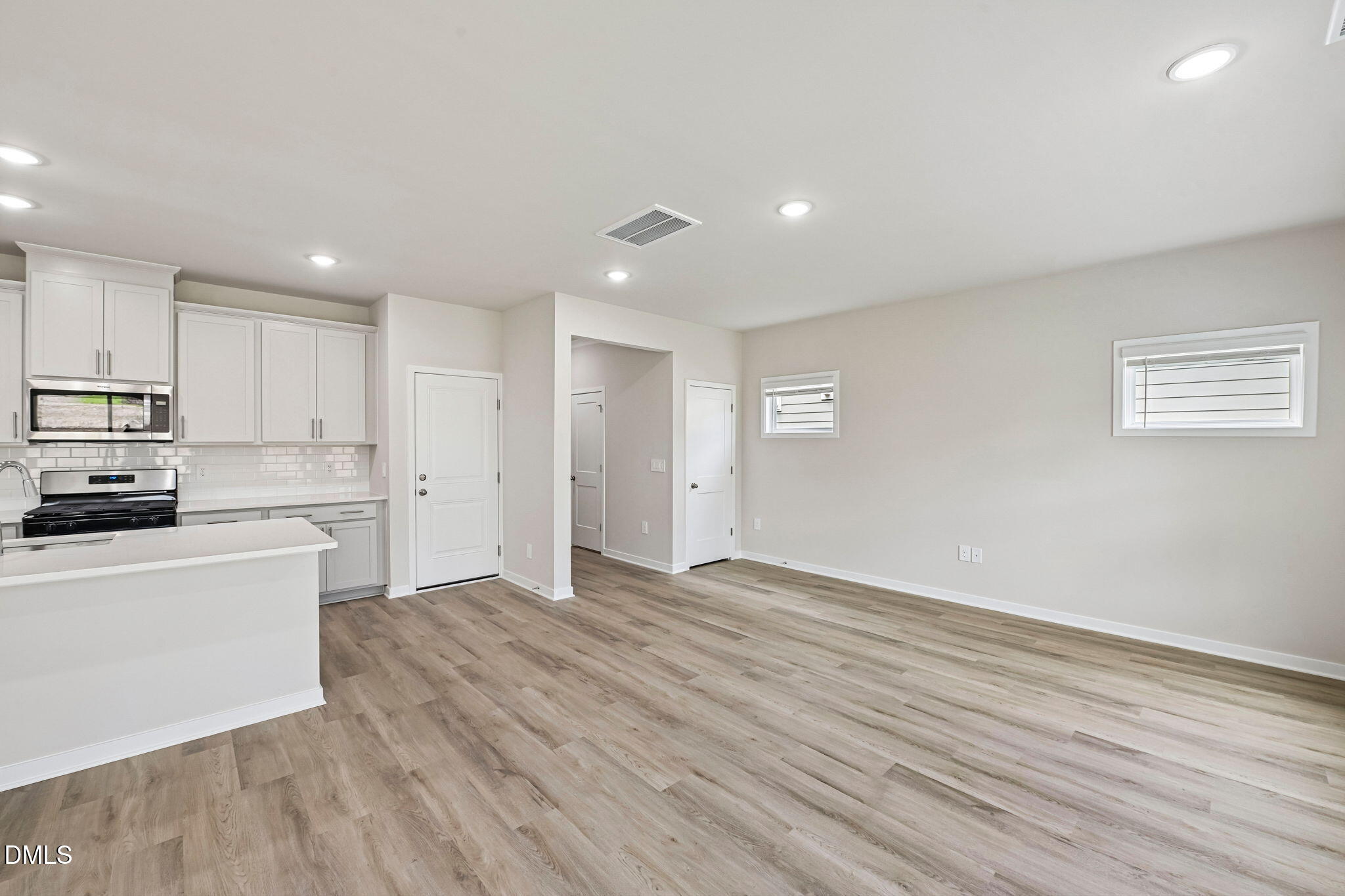 1505 Hatteras Road Durham, NC 27703 - Photo 11 of 44 11-web-or-mls-Raleigh - Avalon Place - 1