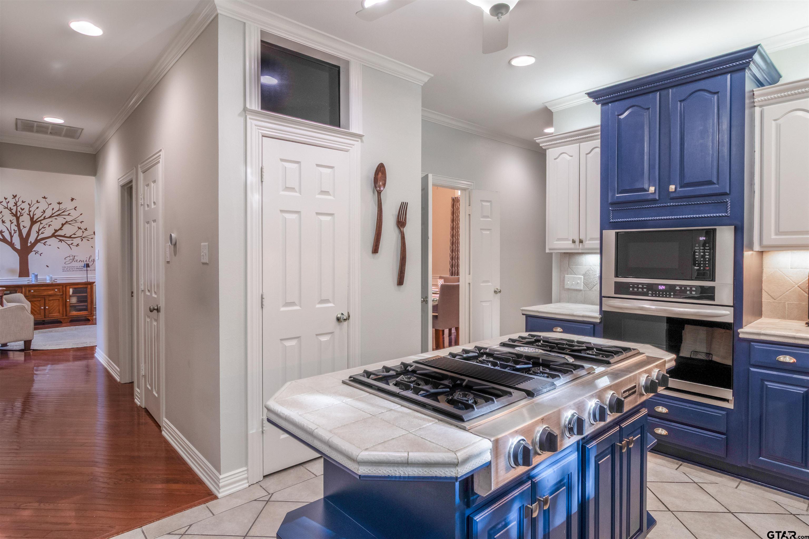 613 Tryon Court Tyler, TX 75703 - Photo 12 of 48