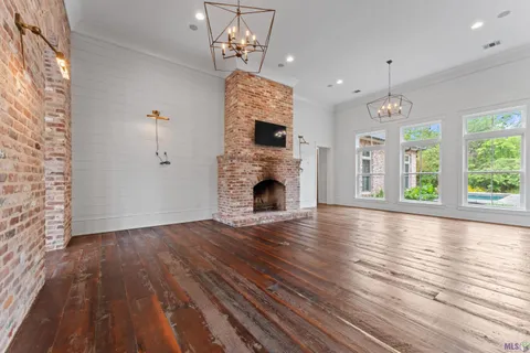 $1,295,000 | 7209 Joliet Avenue, Baton Rouge, LA 70806