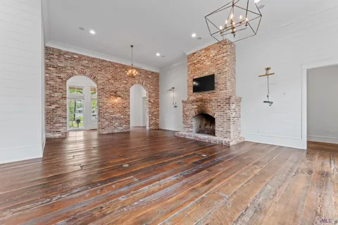 $1,295,000 | 7209 Joliet Avenue, Baton Rouge, LA 70806
