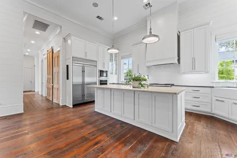 $1,295,000 | 7209 Joliet Avenue, Baton Rouge, LA 70806