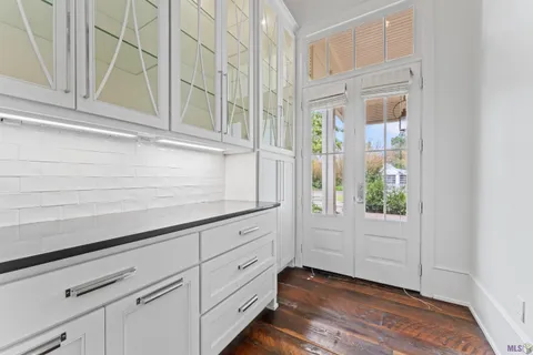 $1,295,000 | 7209 Joliet Avenue, Baton Rouge, LA 70806