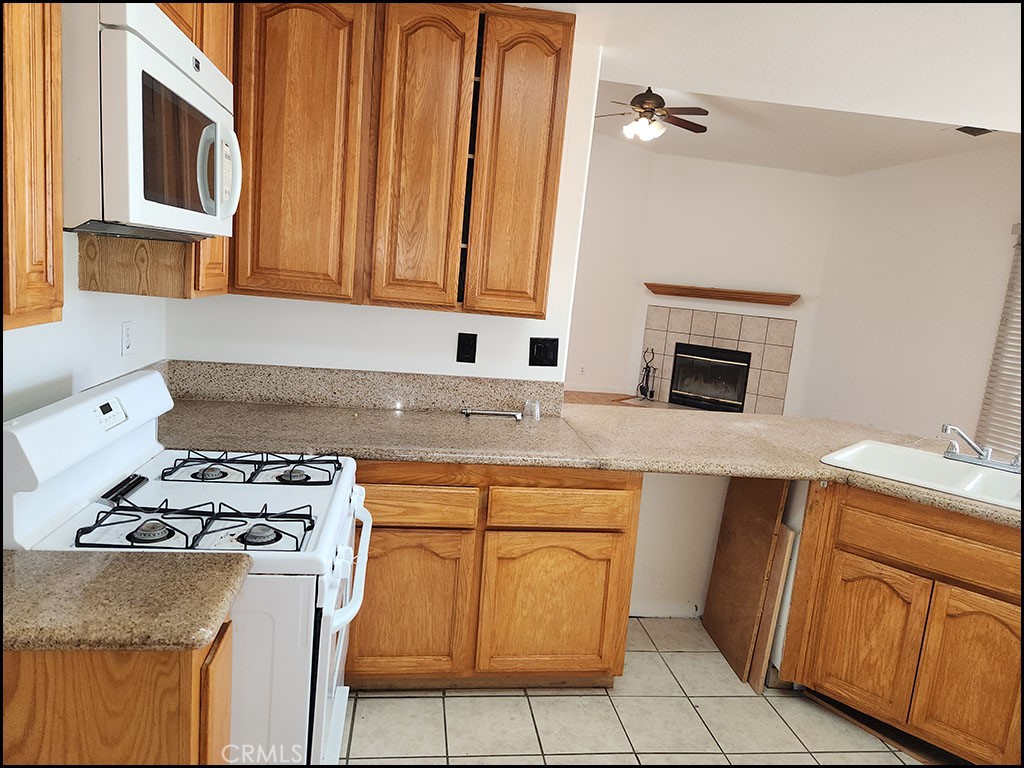 10685 Crystal Aire Road Pinon Hills, CA 92372 - Photo 24 of 47
