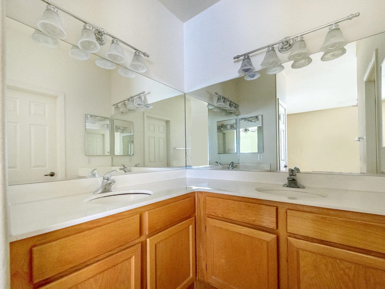 4058 Craven Road, Unit 51 Oceanside, CA 92057 - Photo 10 of 14
