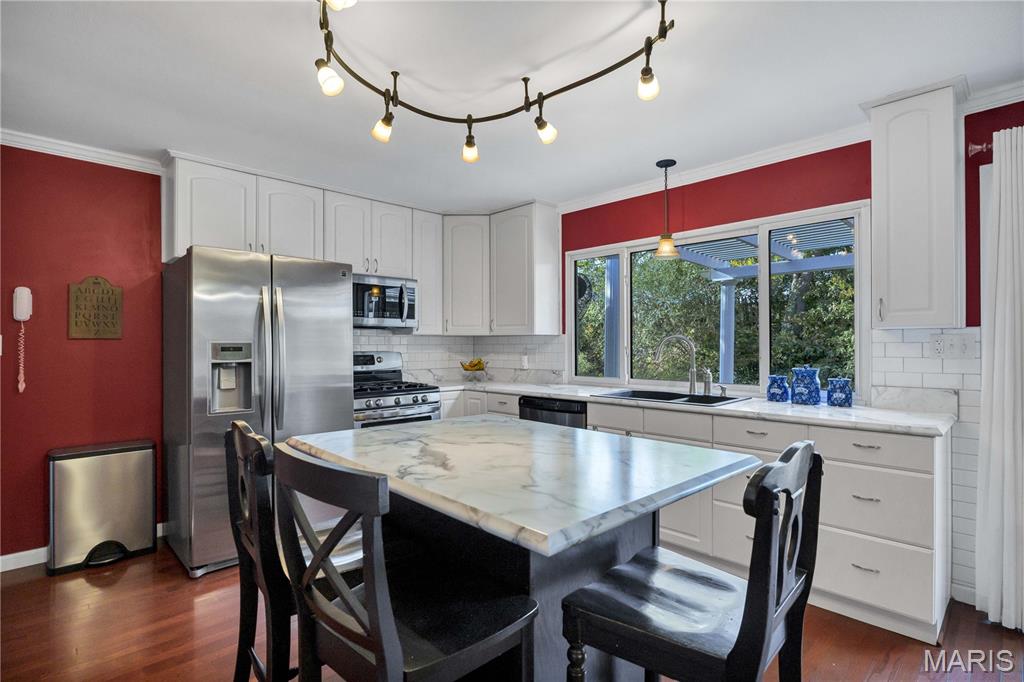 1009 Summer Tree Drive Ballwin, MO 63011 - Photo 11 of 27