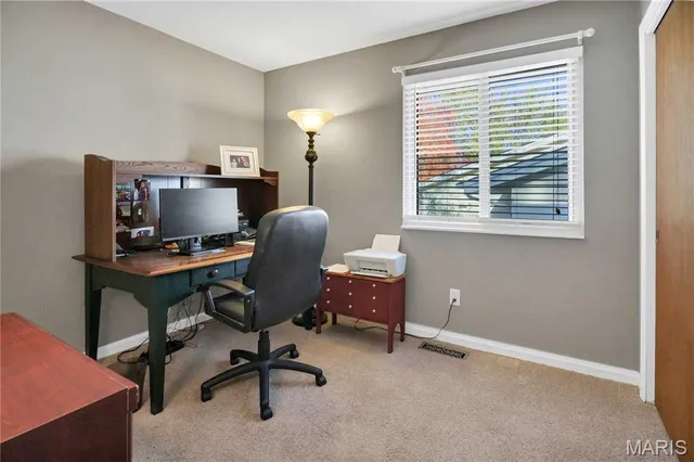 $425,000 | 1009 Summer Tree Drive, Ballwin, MO 63011