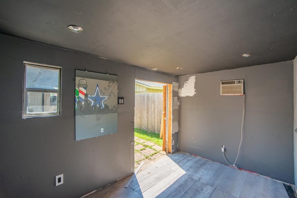 1025 Terrace Trail Carrollton, TX 75006 - Photo 13 of 16