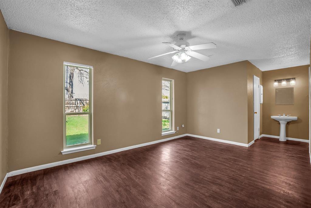1025 Terrace Trail Carrollton, TX 75006 - Photo 2 of 16