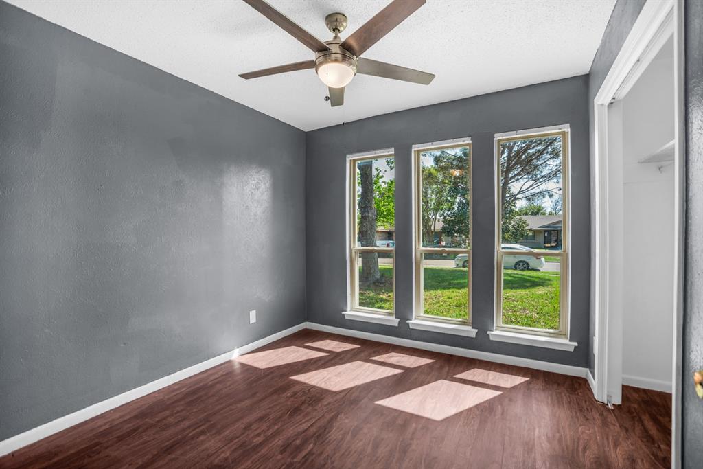 1025 Terrace Trail Carrollton, TX 75006 - Photo 5 of 16