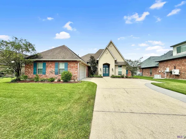 $2,650 | 20357 Chaumont Avenue, Baton Rouge, LA 70817