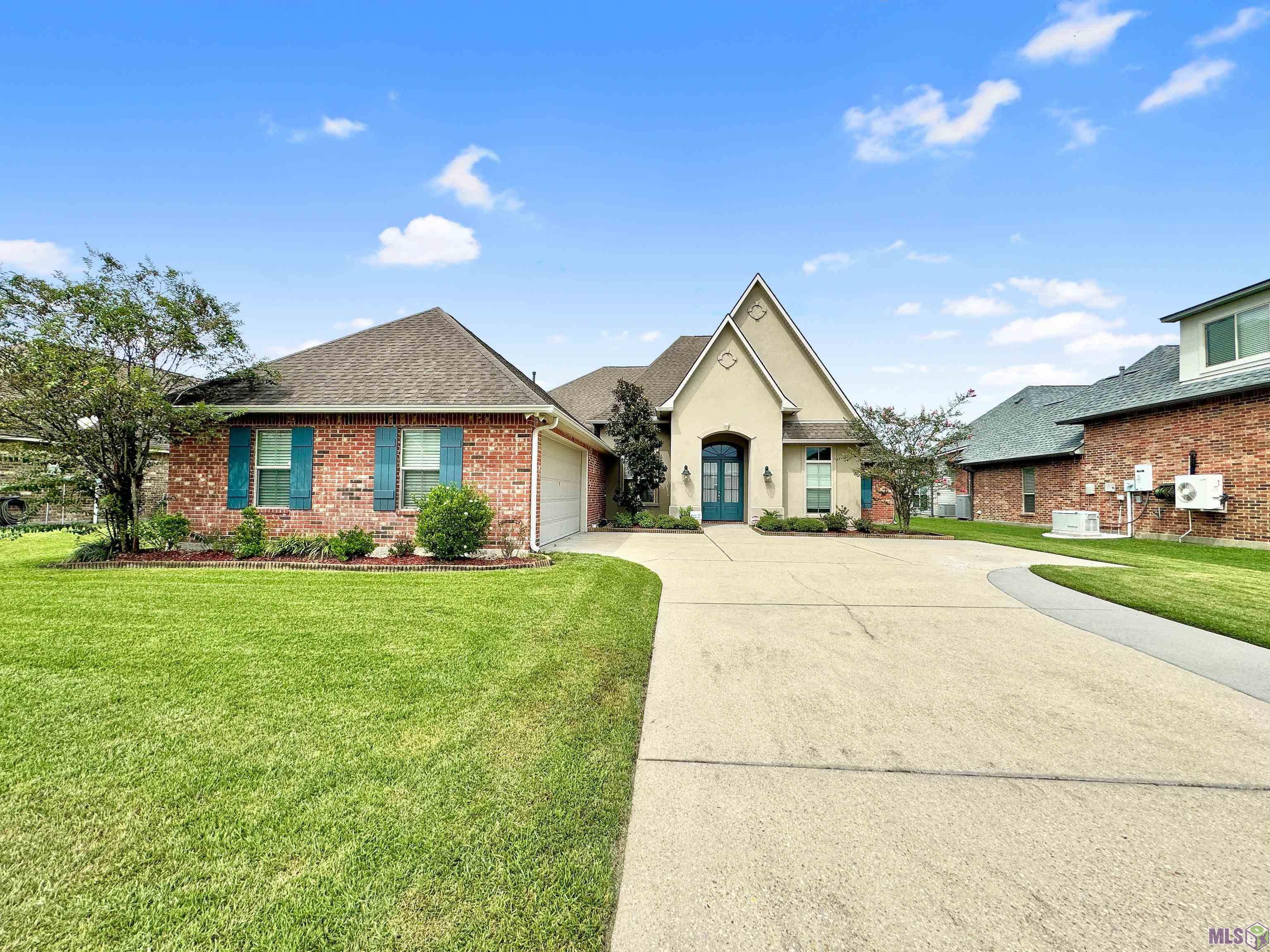 20357 Chaumont Avenue Baton Rouge, LA 70817 - Photo 1 of 26