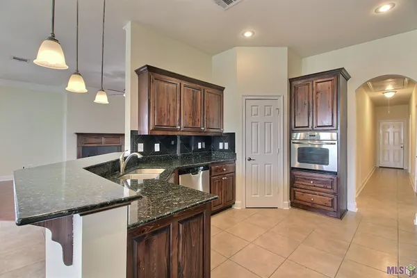 $2,650 | 20357 Chaumont Avenue, Baton Rouge, LA 70817