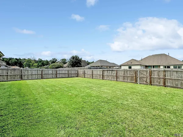 $2,650 | 20357 Chaumont Avenue, Baton Rouge, LA 70817