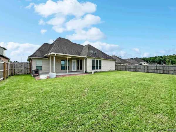 $2,650 | 20357 Chaumont Avenue, Baton Rouge, LA 70817