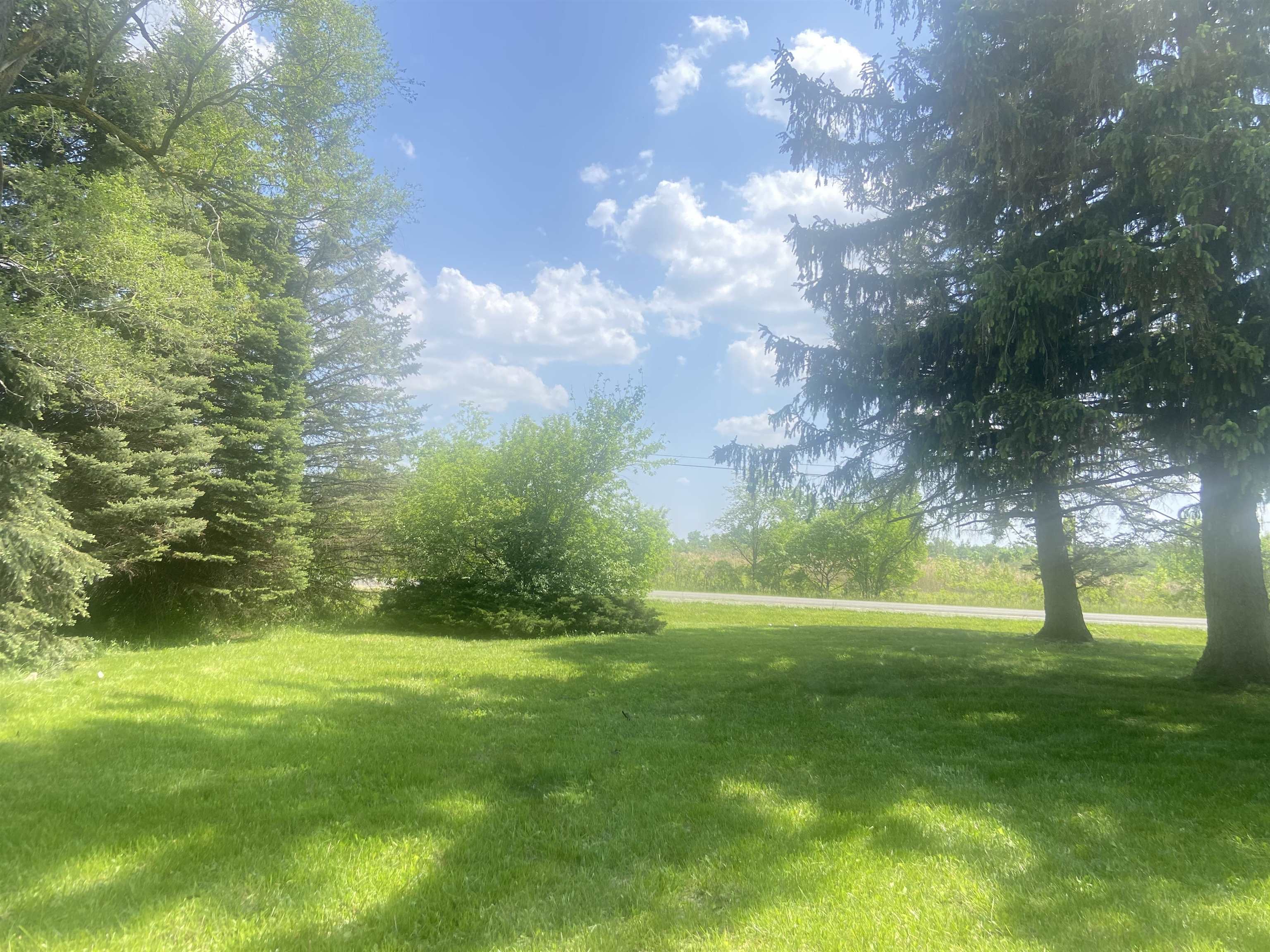 3064 West Carpenter Road Flint, MI 48504 - Photo 3 of 17