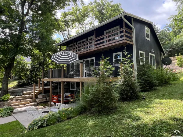 $489,000 | 17777 Scenic Drive, McLouth, KS 66054