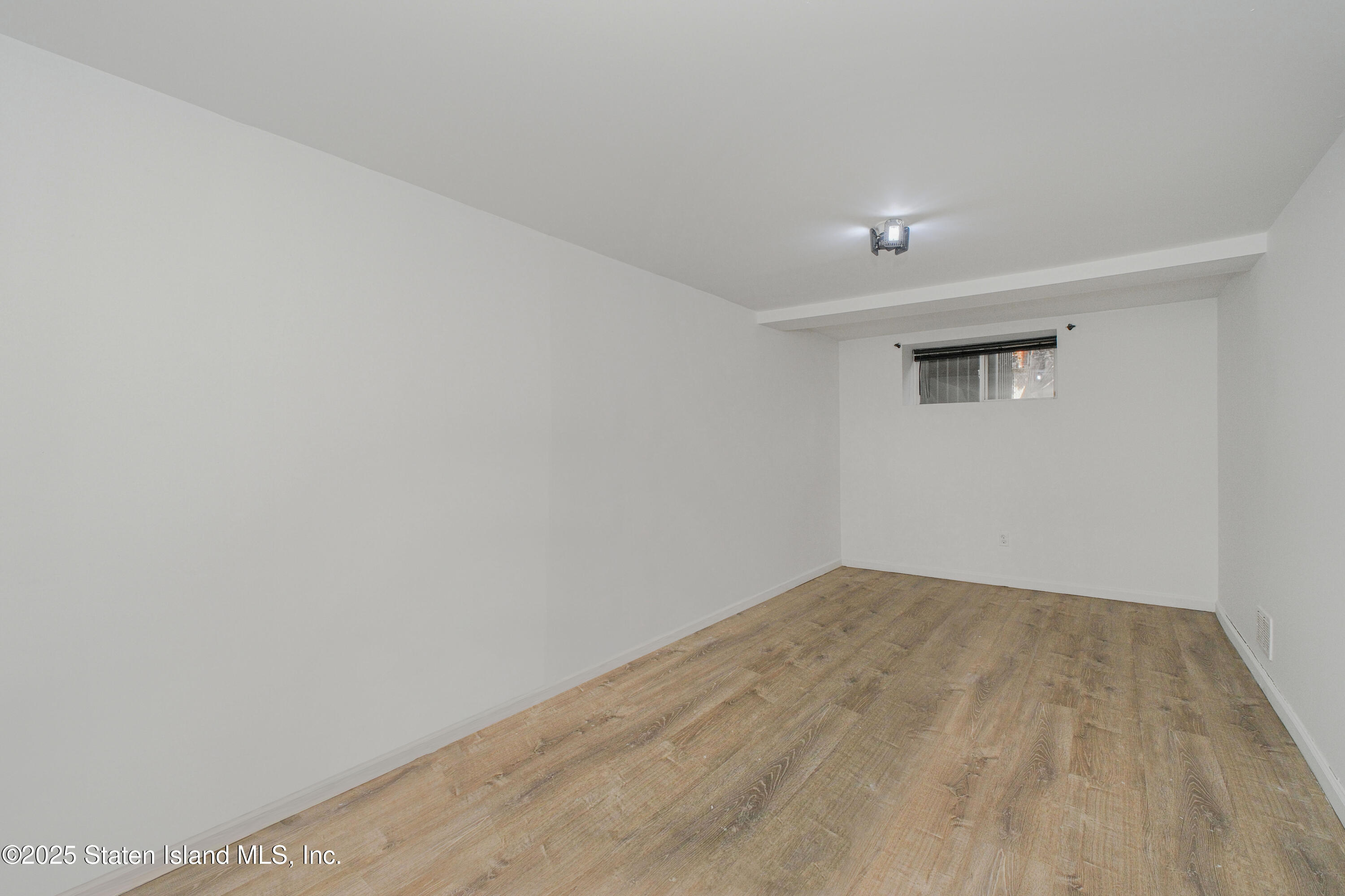 631 Goethals Road North Staten Island, NY 10314 - Photo 15 of 19 (15) BASEMENT