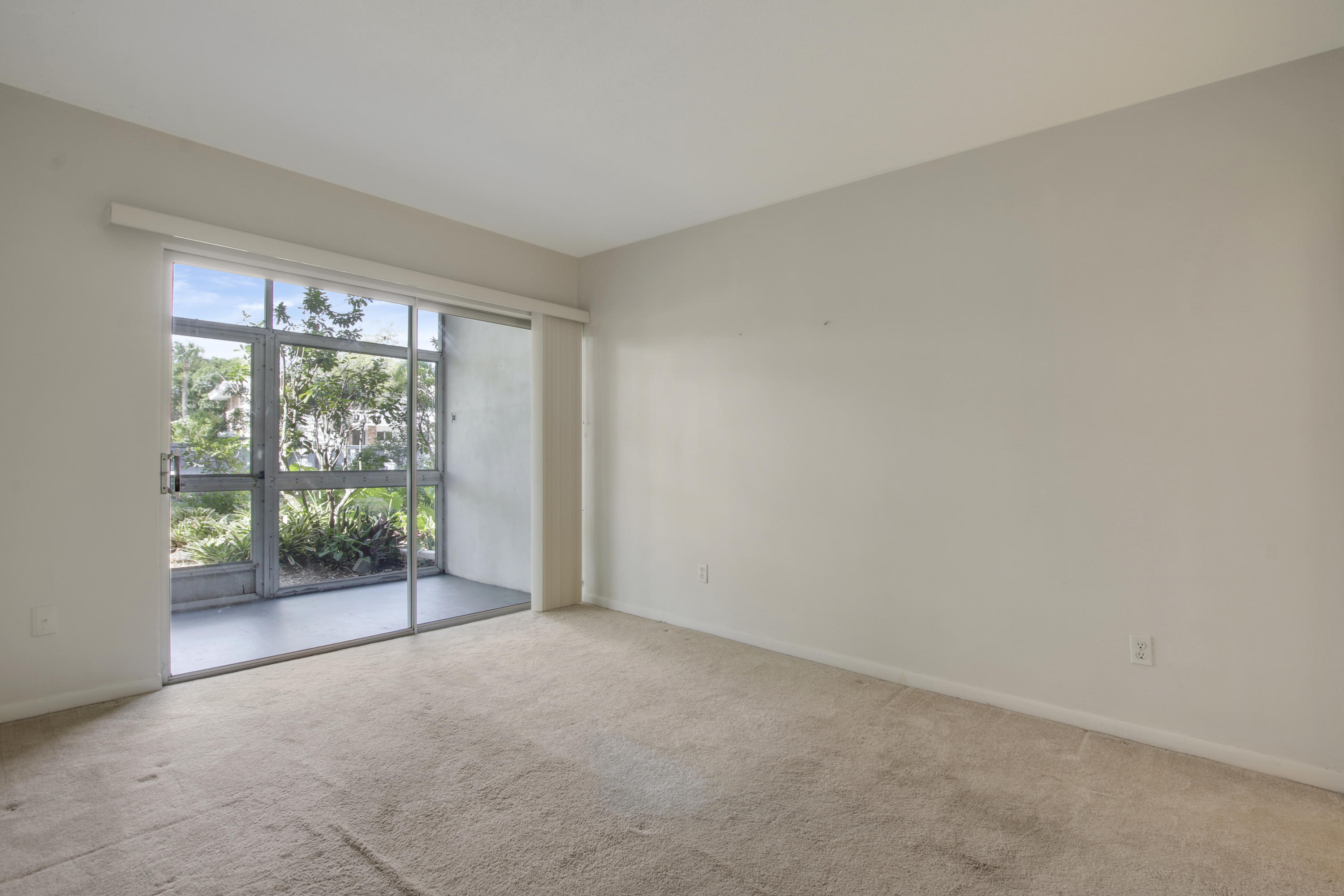 91 Willow Road, Unit 105 Tequesta, FL 33469 - Photo 16 of 24 House-22