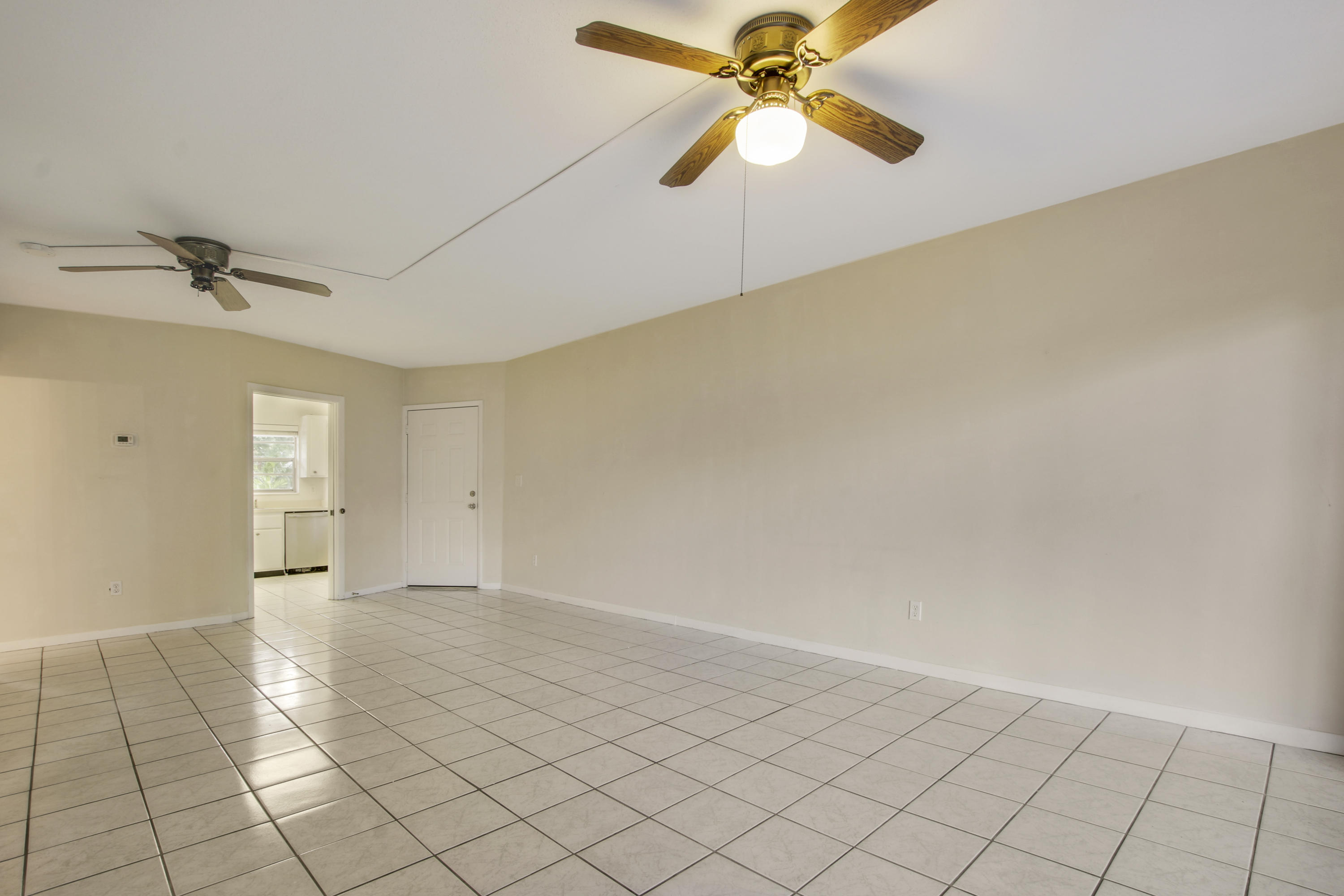 91 Willow Road, Unit 105 Tequesta, FL 33469 - Photo 9 of 24 House-28